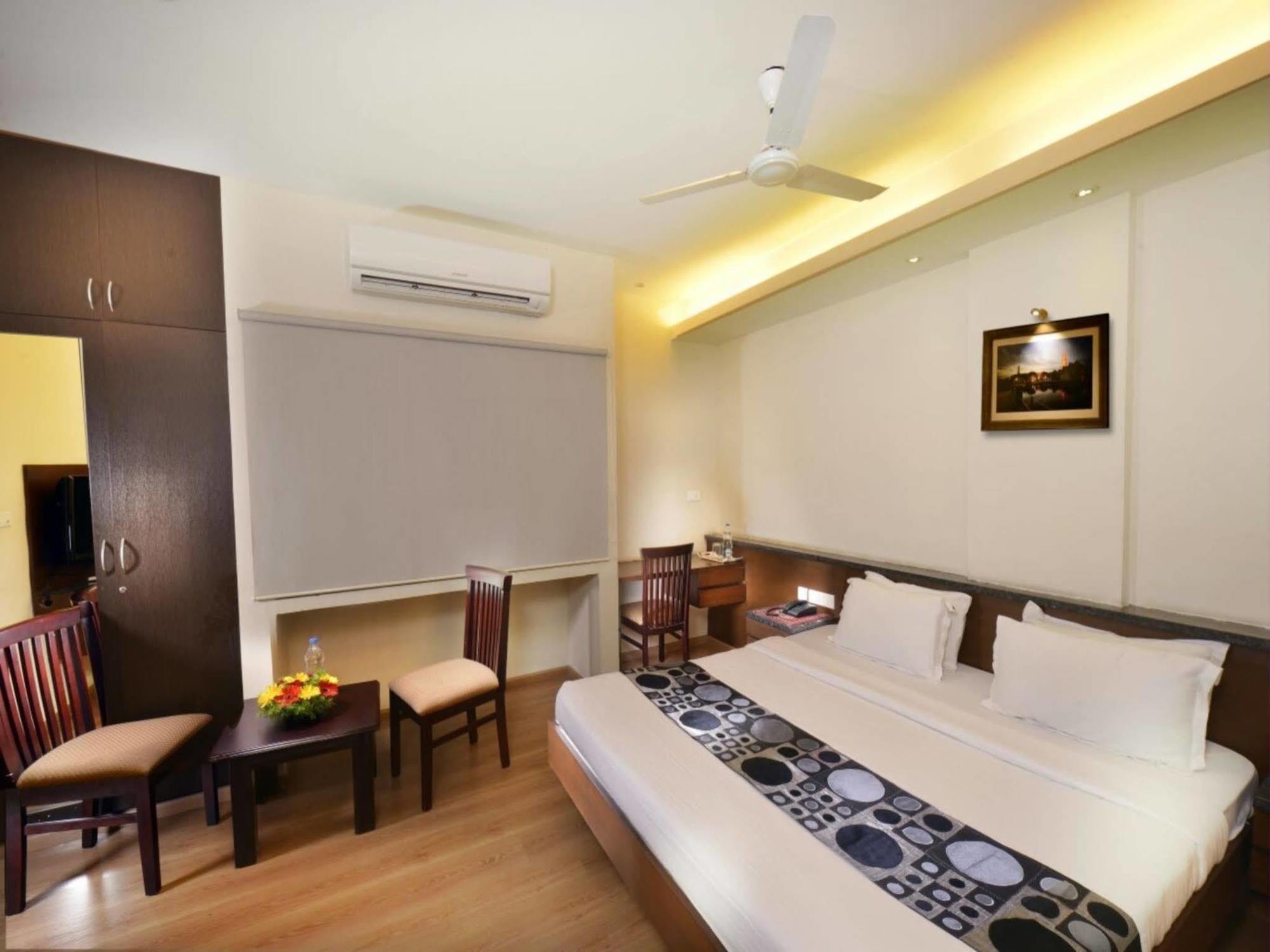 Capital O 64773 Horizon Heights Serviced Apartments Coimbatore Buitenkant foto